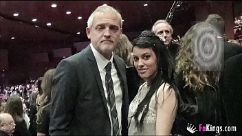Получение награды Гойи за трах в ванной!